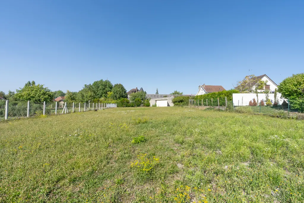 Saint André les Vergers - TERRAIN hors lotissement - Image
