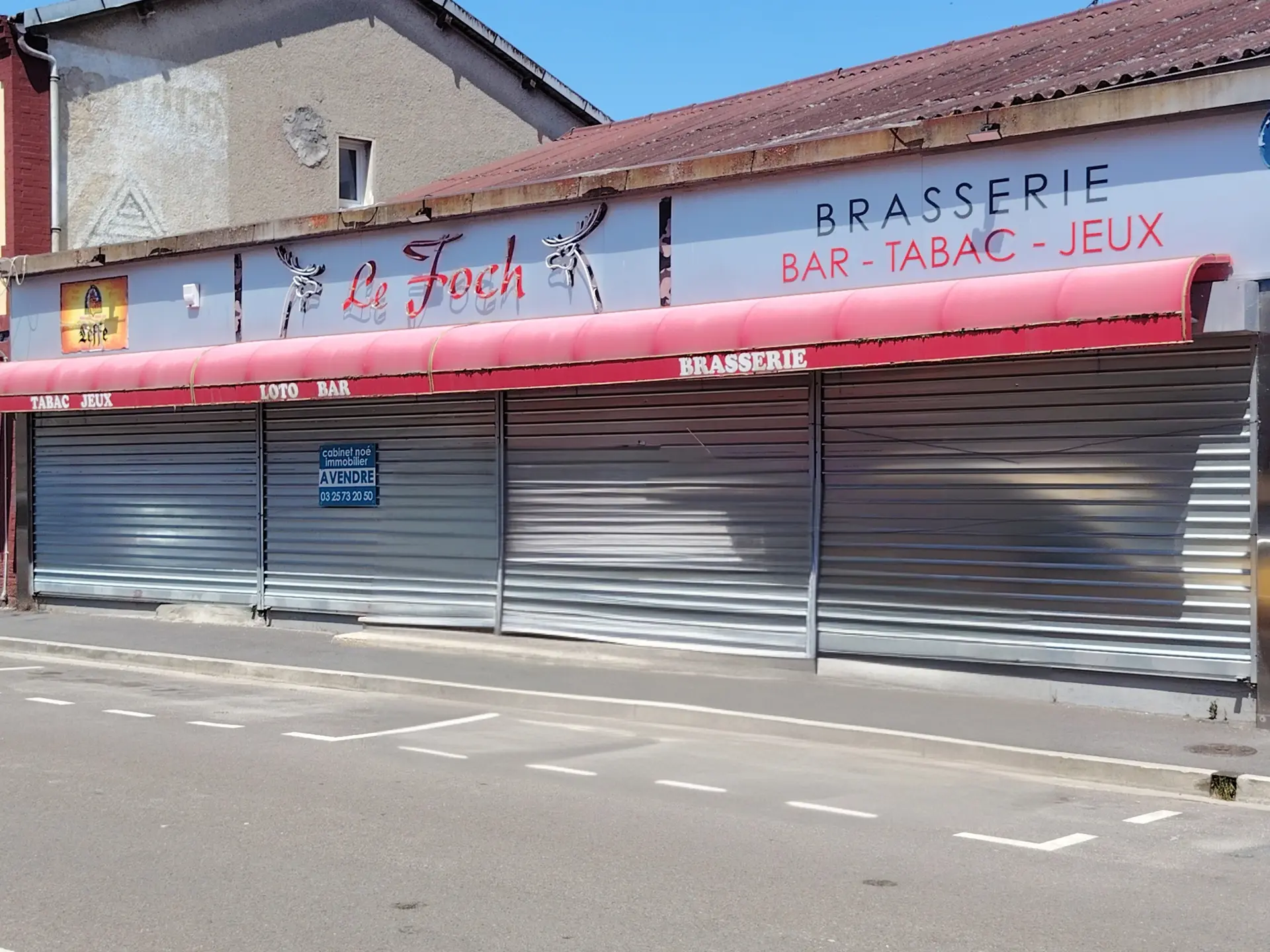 Mailly le Camps - MAISON 210M² + Local commercial - Image