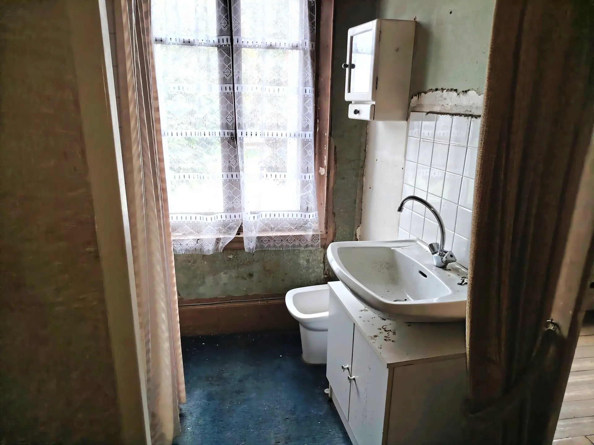 salle d'eau à rénover
